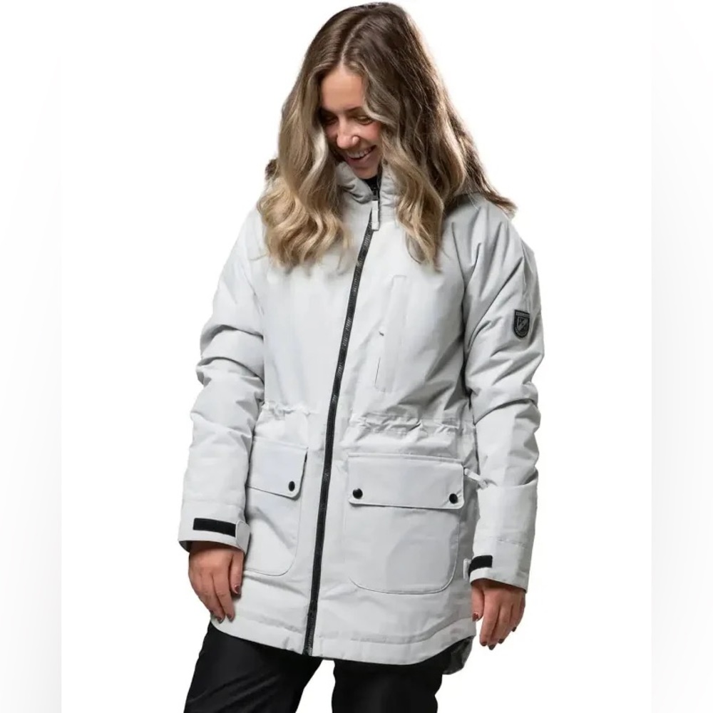 NWT | Chamonix | Chambre Long Snowboard Jacket - Grey | Small
